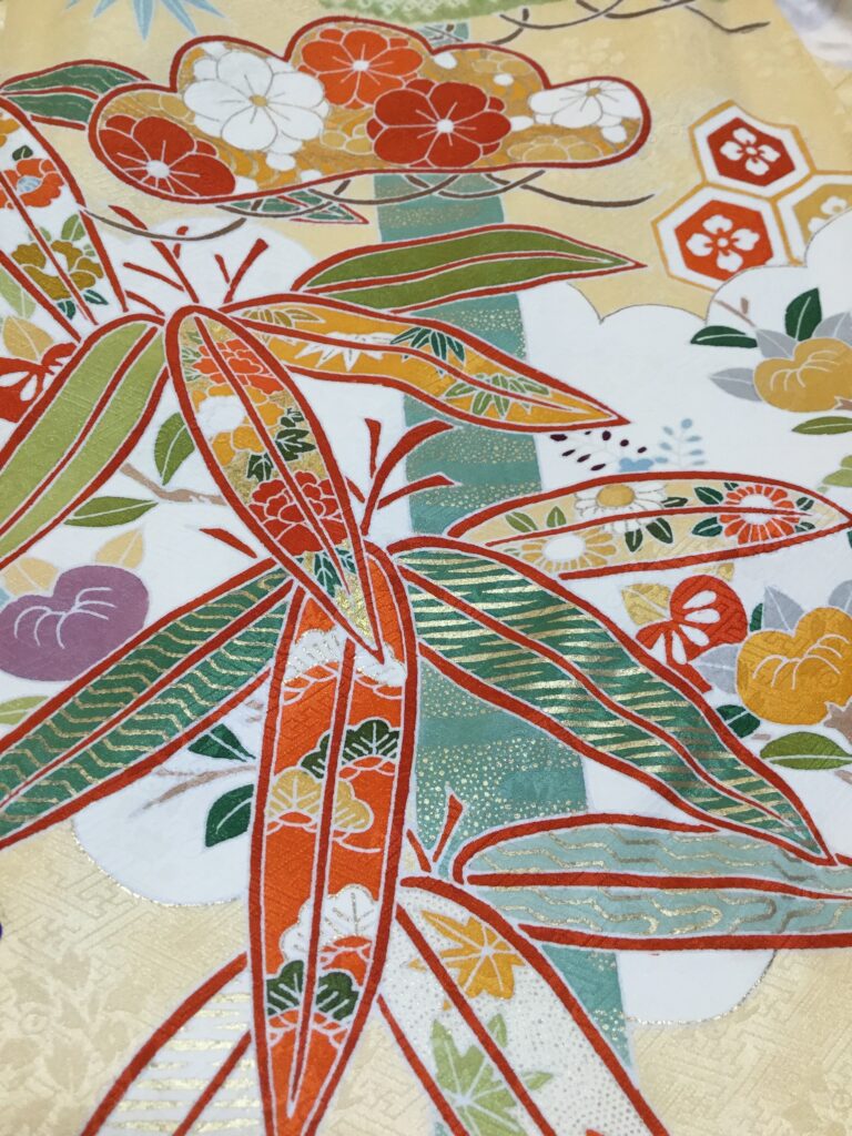 奈良　振袖　ママ振袖　振袖生地のアップ　｜染と呉服はっとり