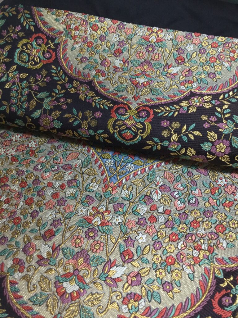 黒地袋帯　格の高い袋帯　大華文