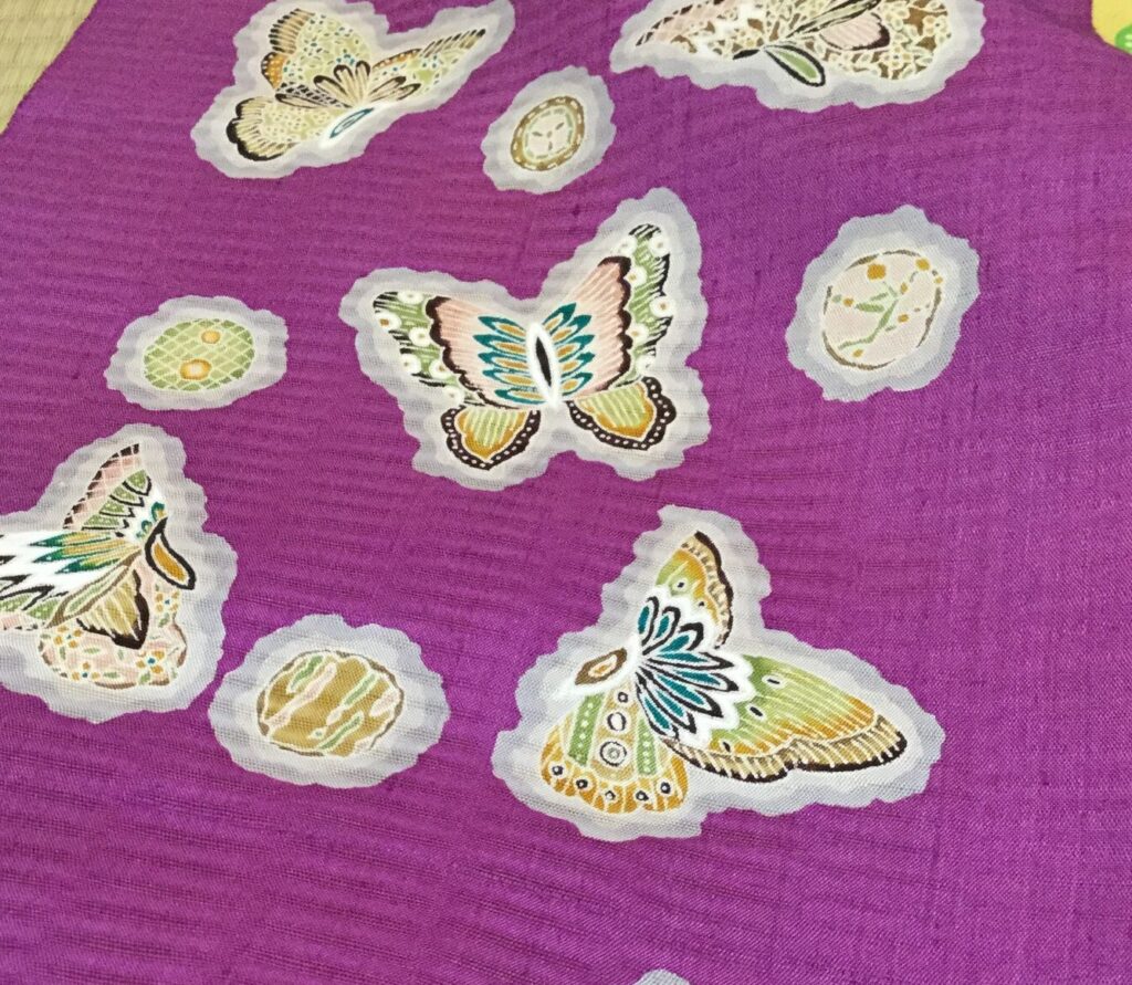 染帯　ろうけつ染め　蝶々