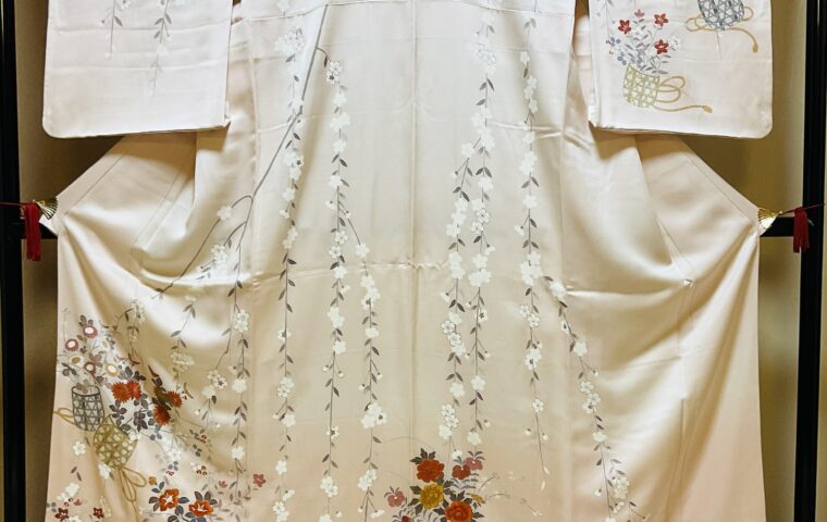 訪問着　桜に花かご