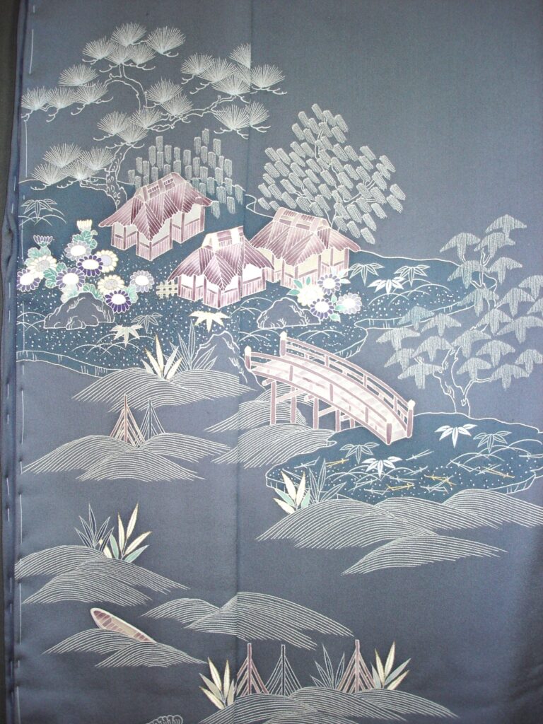 訪問着　グレー地に御所解柄