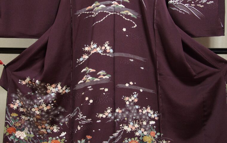 訪問着　古代紫地色　御所解柄　格は高い